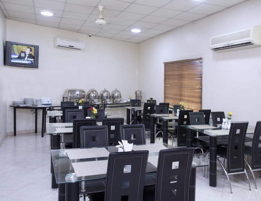 Nuzha Hotel Apartments Muscat Exterior photo